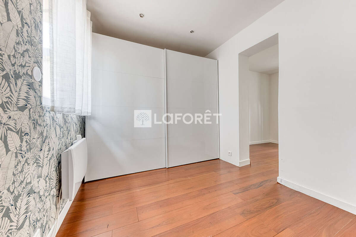 Maison de ville de plain pied  Pontault -Combault 4 pièce(s) 63.49 m2 - photo 7