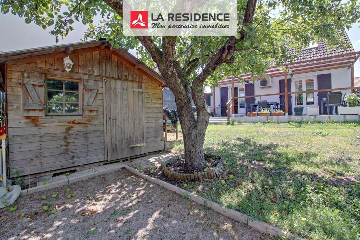 Maison à LES MUREAUX