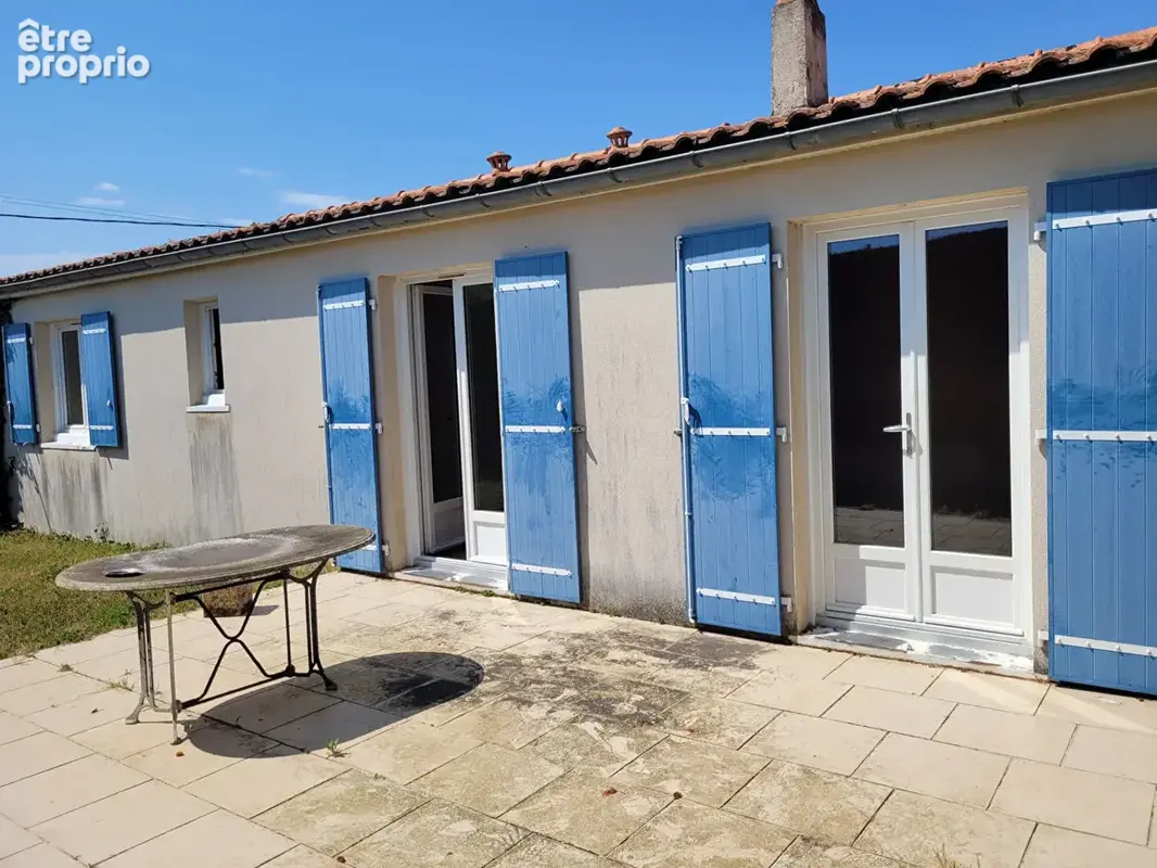 TONNAY CHARENTE Maison de plain pied de 90 m² de type 4 avec garage de 22 - parcelle de 631 m² - photo 18