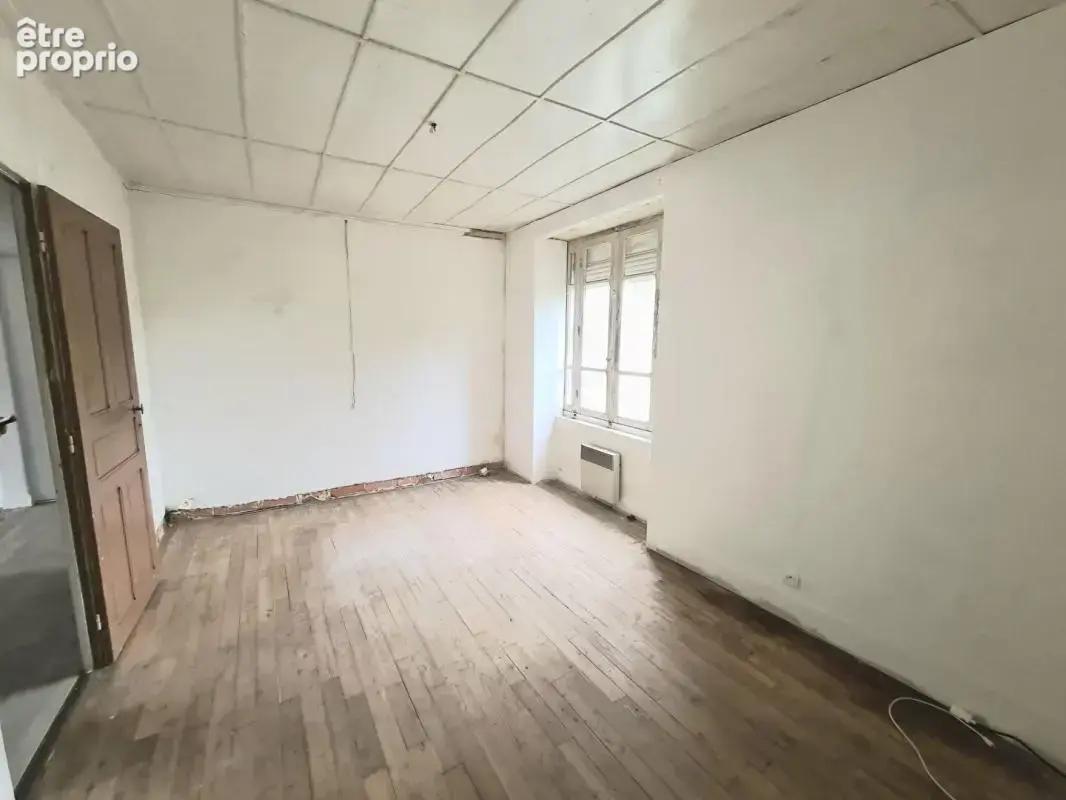 Exclusivité - Le Croisty - Maison de 135.36 m2 - 6 pièces - 3 chambres  -  Jardinet 20 m2 - Prix 123.000 - photo 12