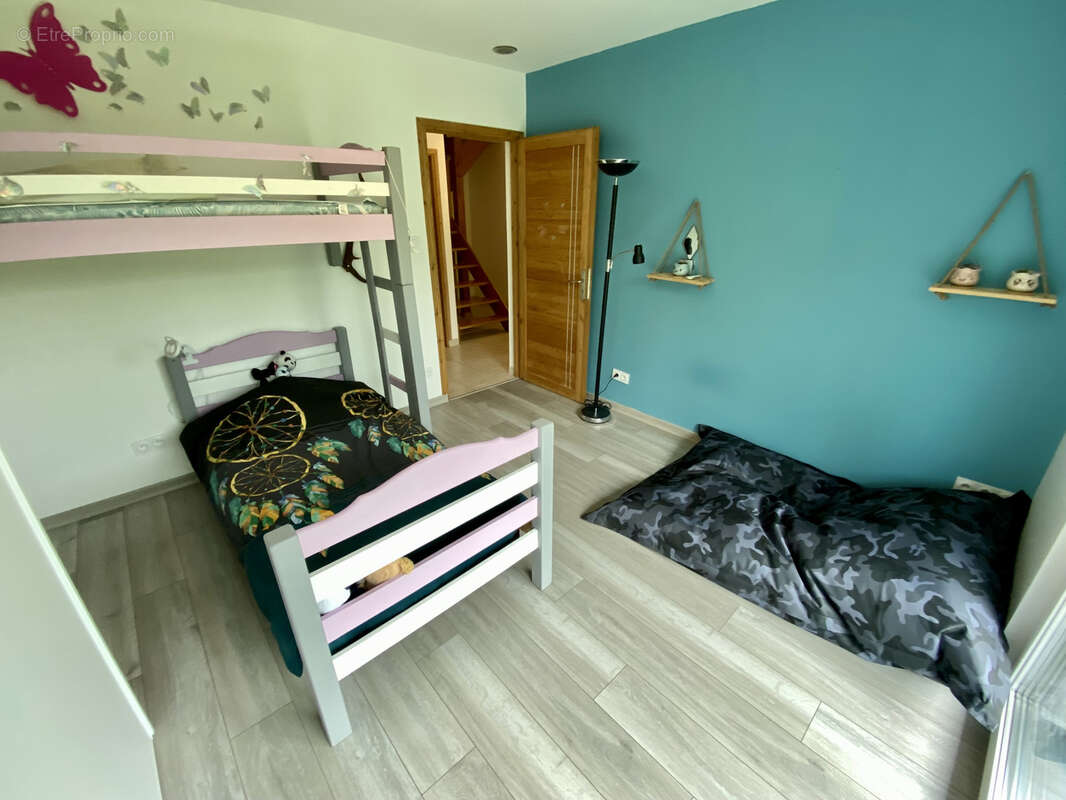 Maison à SAINT-MARTIN-DE-LA-PORTE