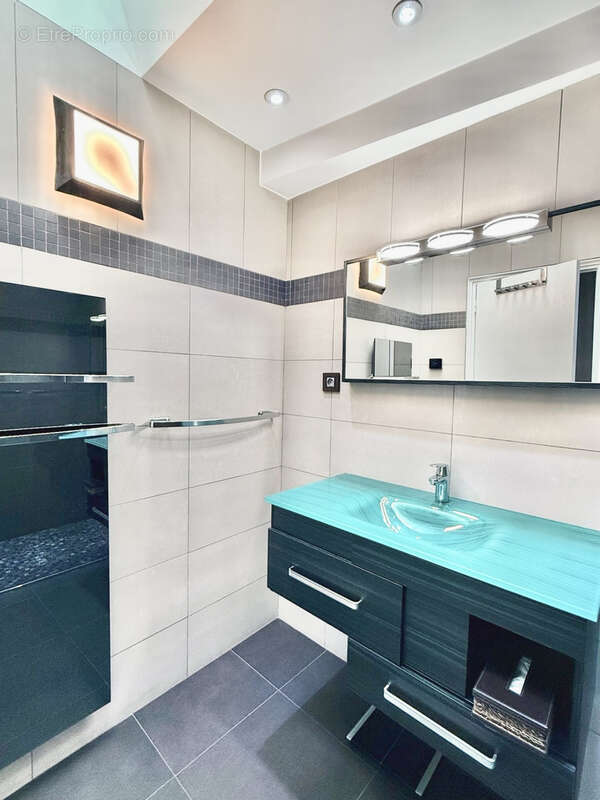 Cannes limite banane t4/t5 de 146m2 3 terrasse 257m2 4375€/ m2 - photo 16