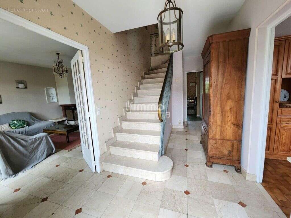 Maison saine avec un environnement calme - photo 2