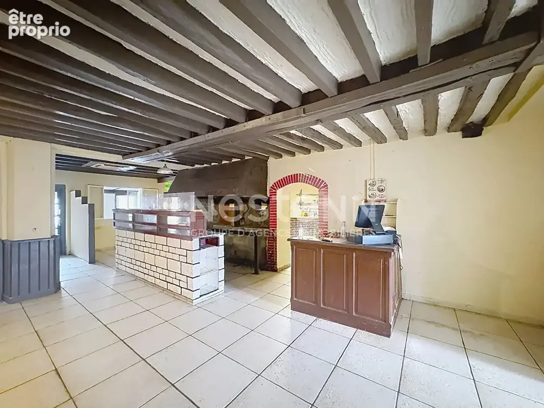 Maison, murs commerciaux Thiverny 8 pièce(s) 240 m2 - photo 2