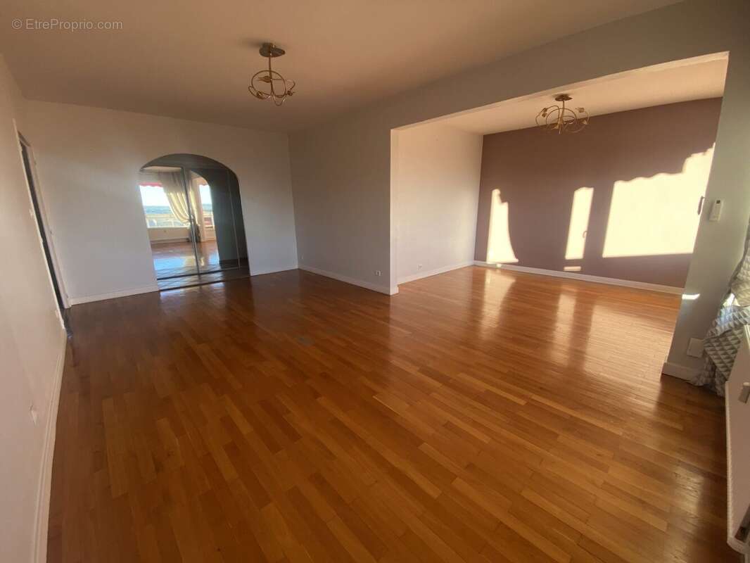 Appartement à VILLEFRANCHE-SUR-SAONE