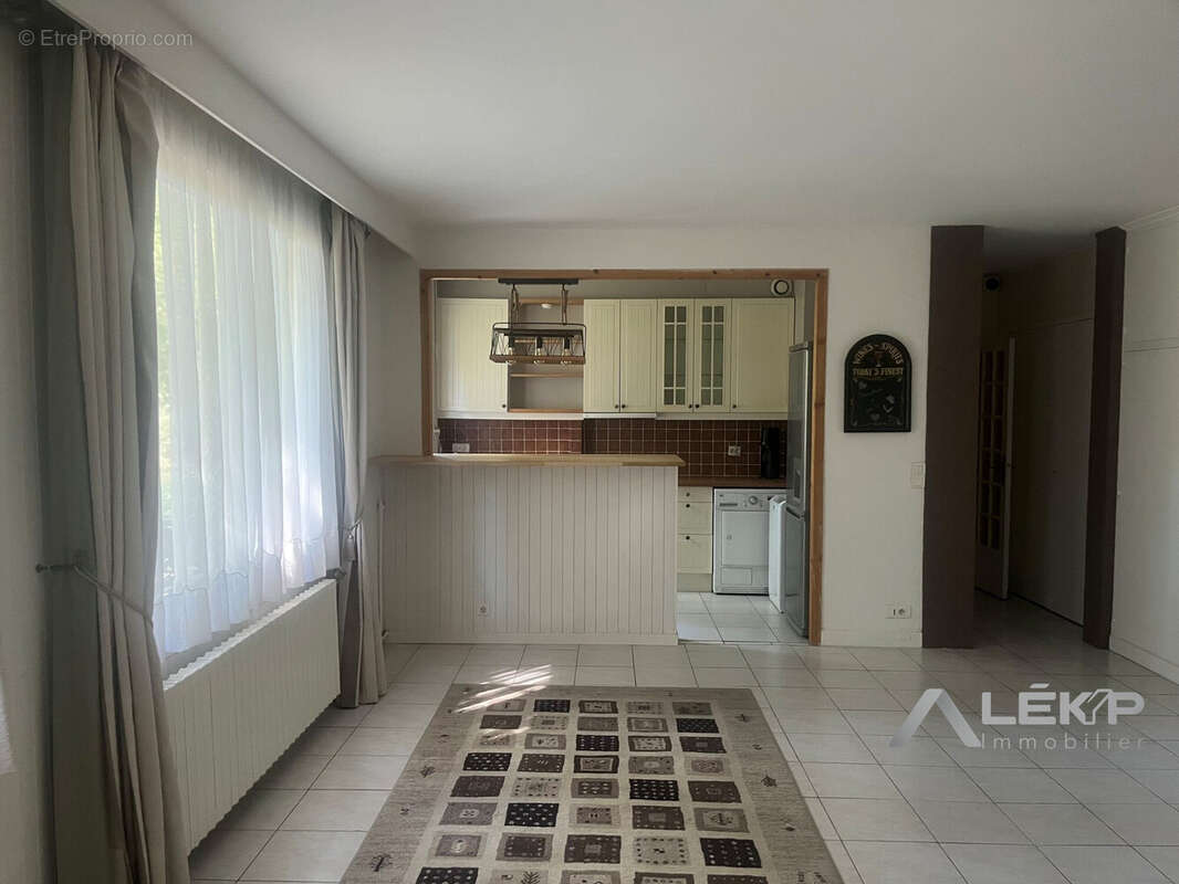 Appartement à RUEIL-MALMAISON