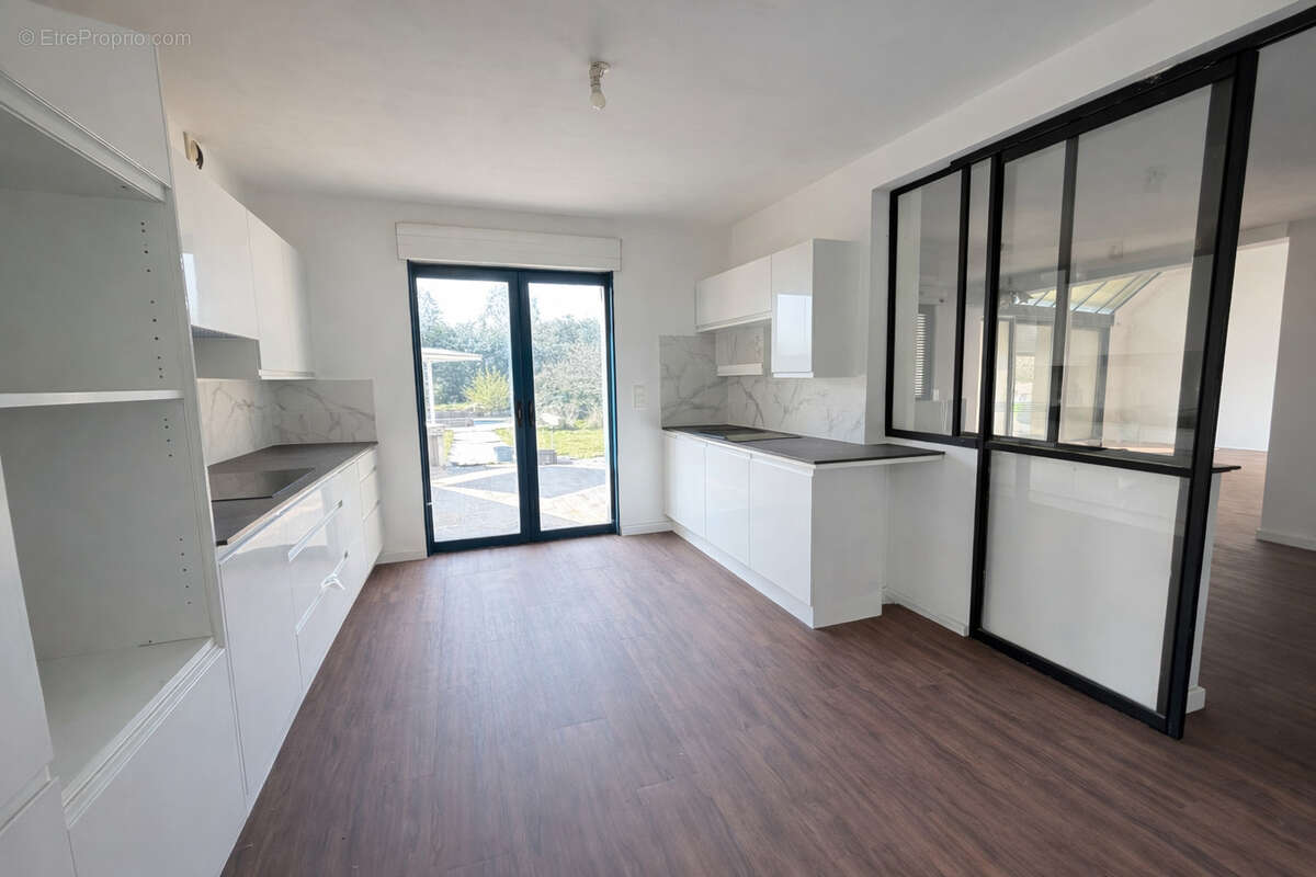 Maison à LAIGNE-EN-BELIN