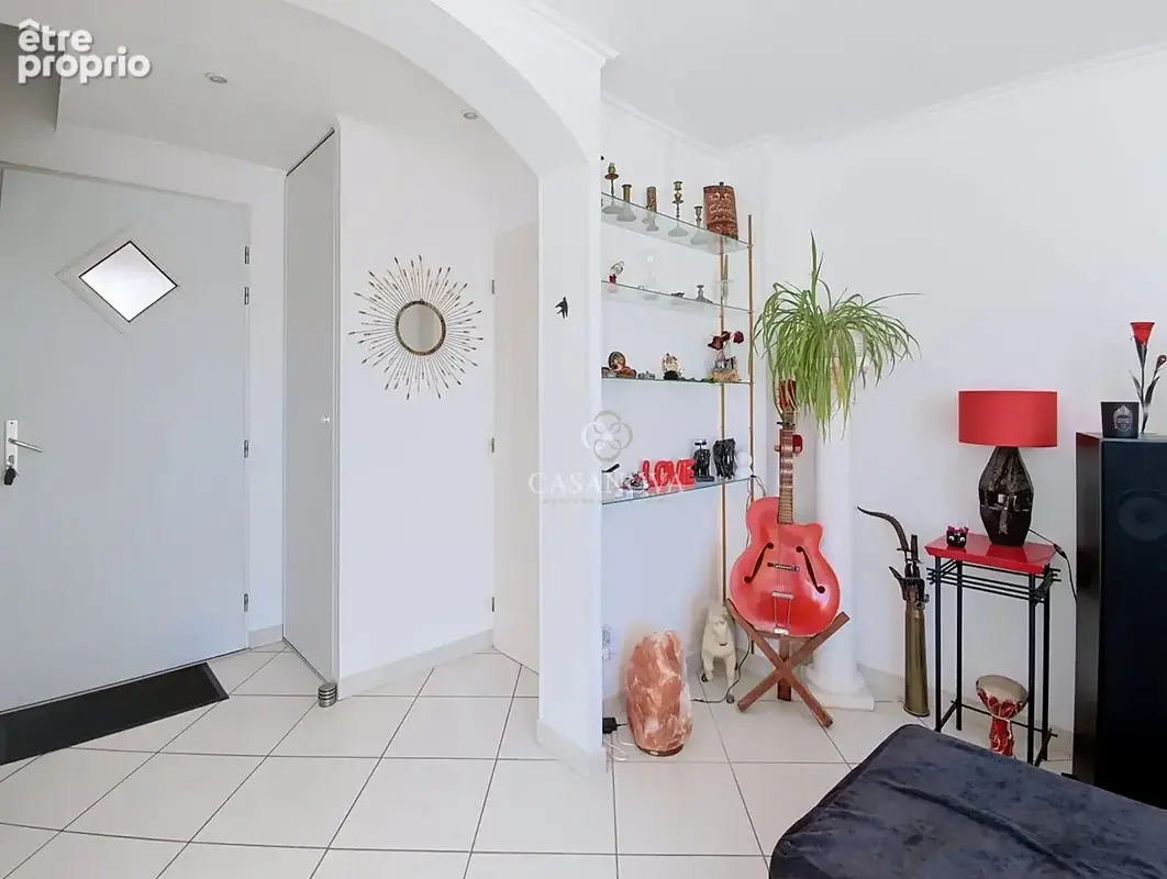 Maison familiale de 148 m²  5 CHAMBRES -  PISCINE - GARAGE - photo 3