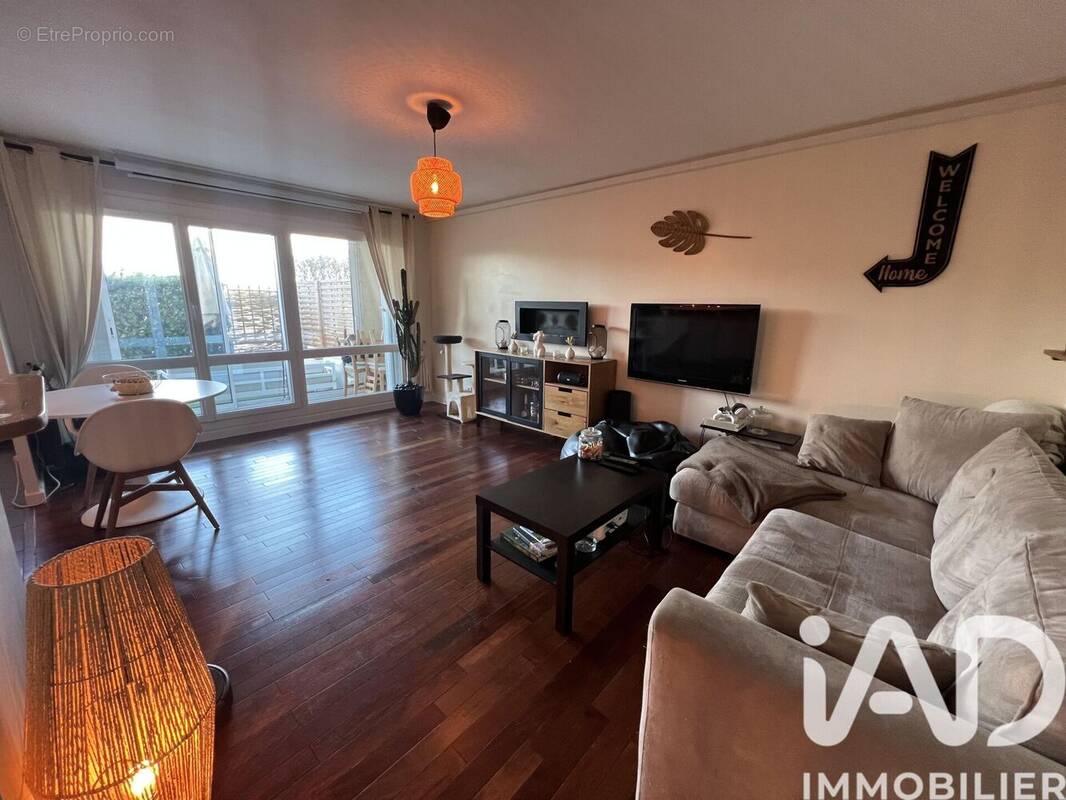 Photo 1 - Appartement à EVRY