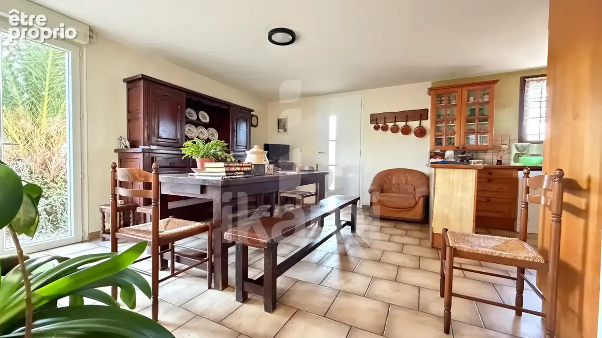 Gujan-Mestras   Élégante maison familiale de 146 m2 à deux pas du bourg - photo 4