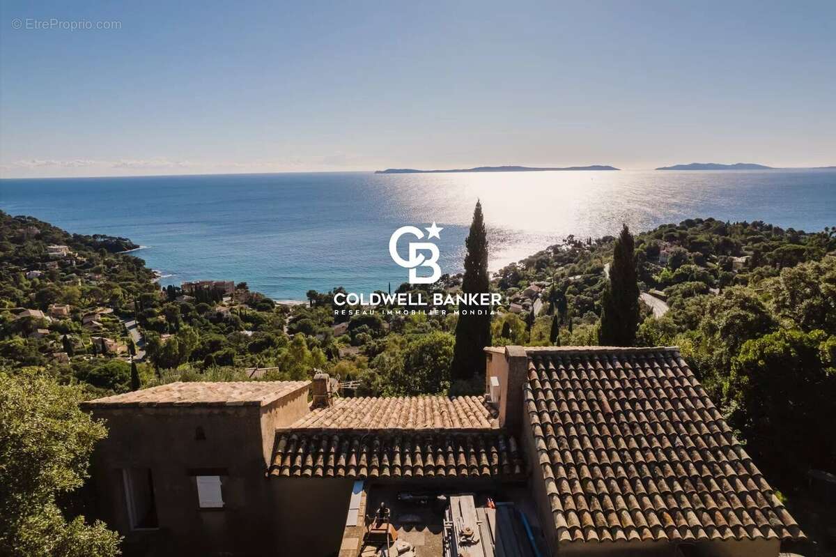 Maison à RAYOL-CANADEL-SUR-MER