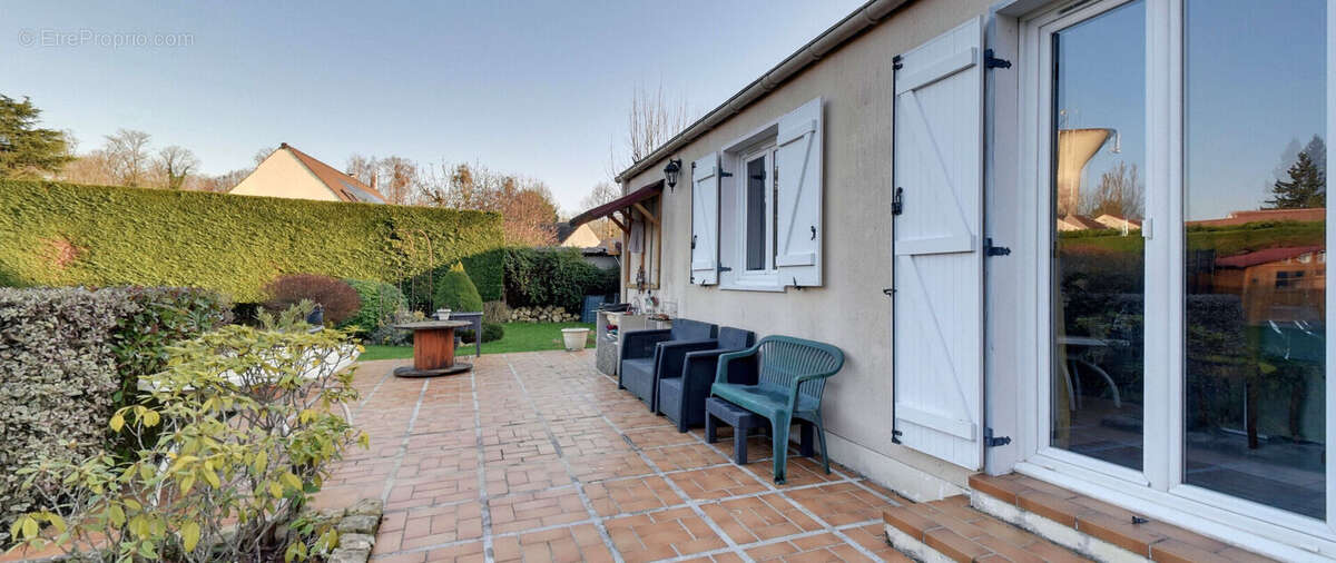 Maison à LUMIGNY-NESLES-ORMEAUX