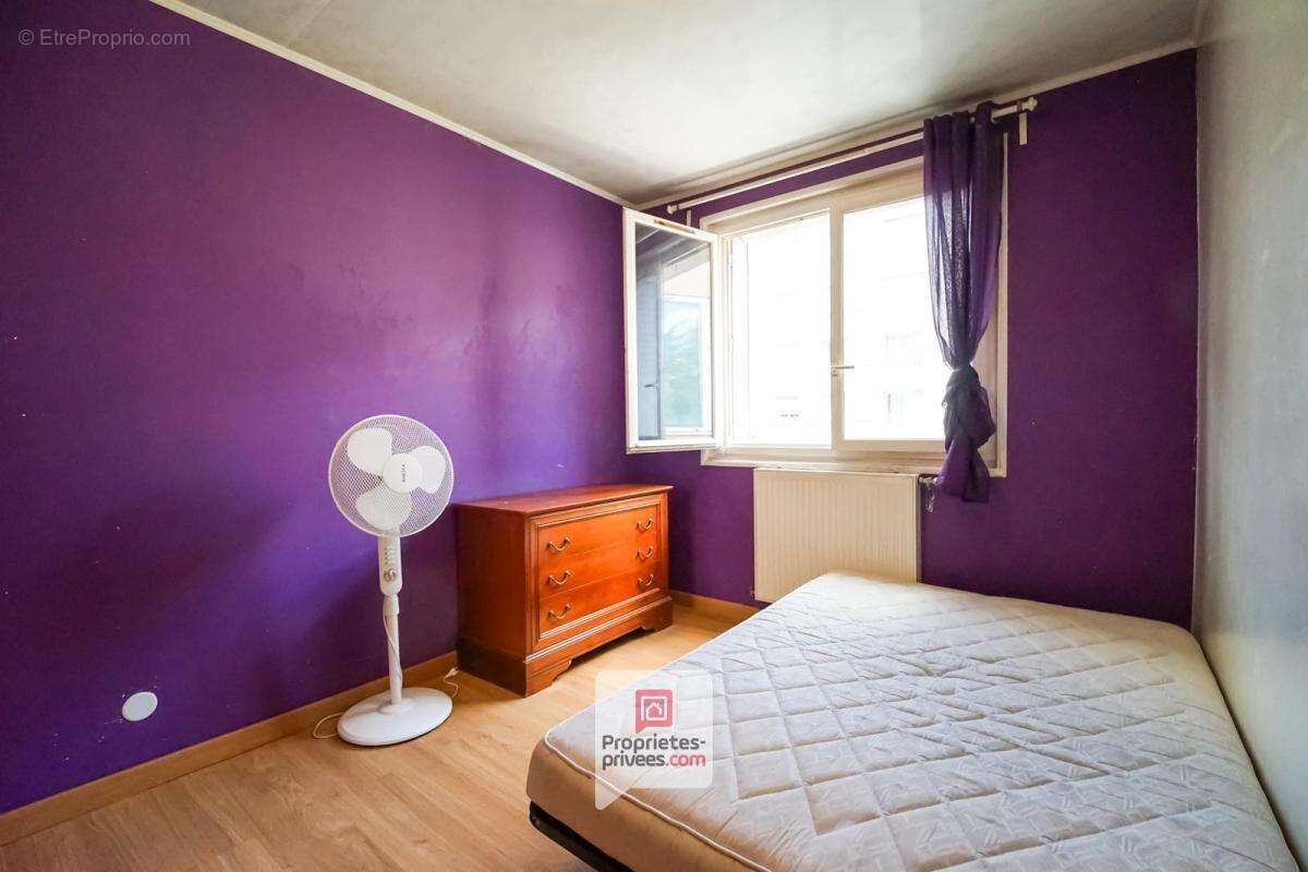 Appartement à SAINT-MARTIN-D'HERES