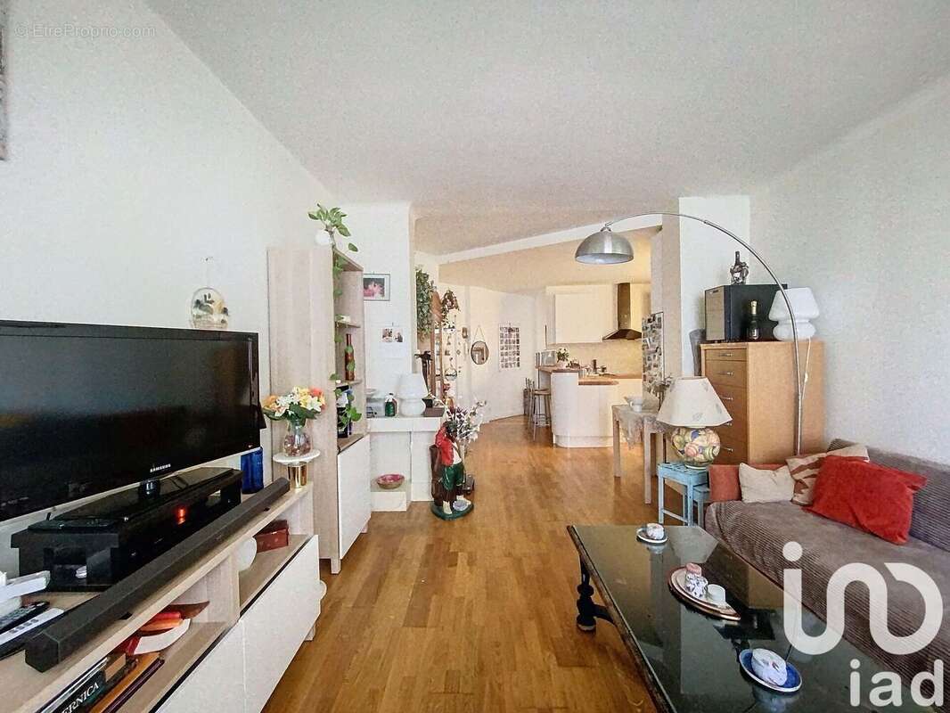 Photo 2 - Appartement à LA GARENNE-COLOMBES