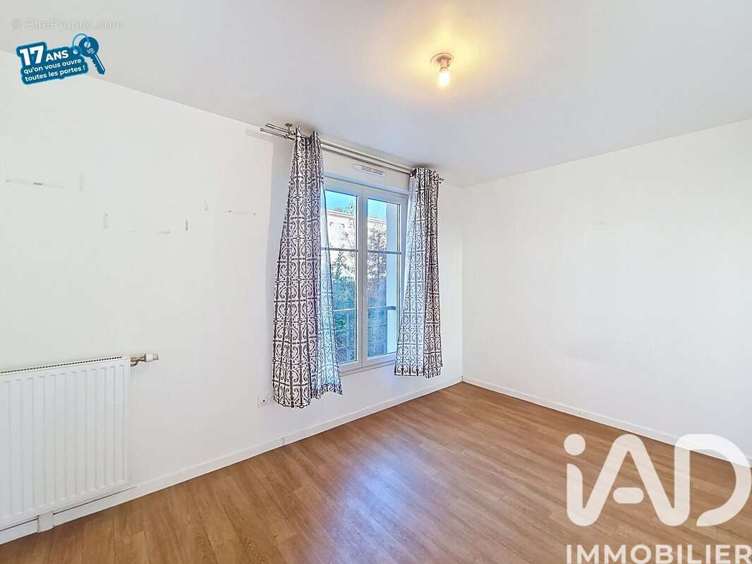 Photo 7 - Appartement à PIERREFITTE-SUR-SEINE