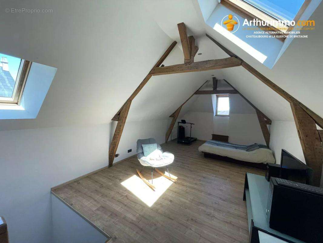 Maison à LA GUERCHE-DE-BRETAGNE
