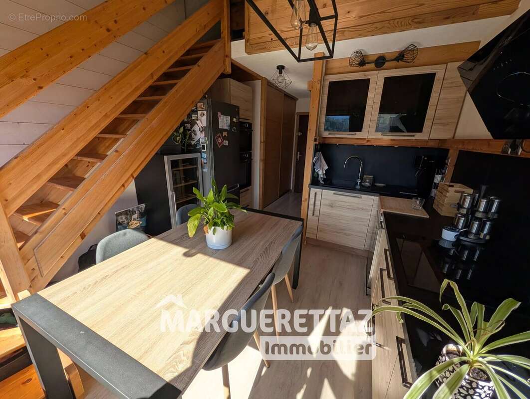 Appartement à SAINT-JEOIRE