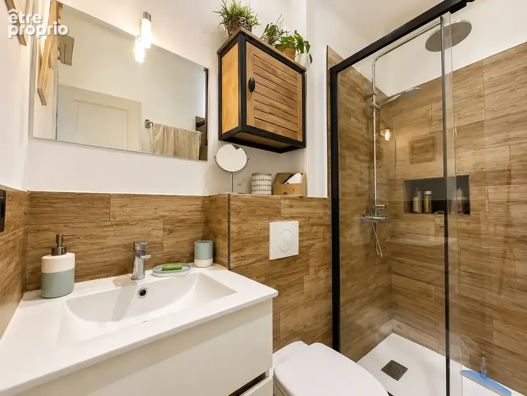Studio 37m2 - Notre-Dame-de-la-Garde - Marseille 6ème - photo 3
