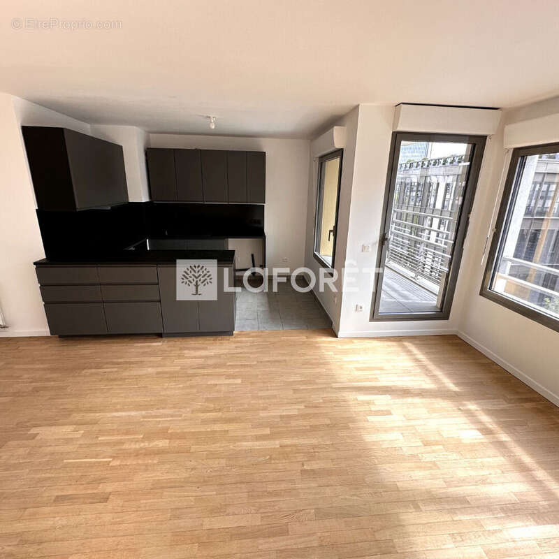 Appartement à NANTERRE