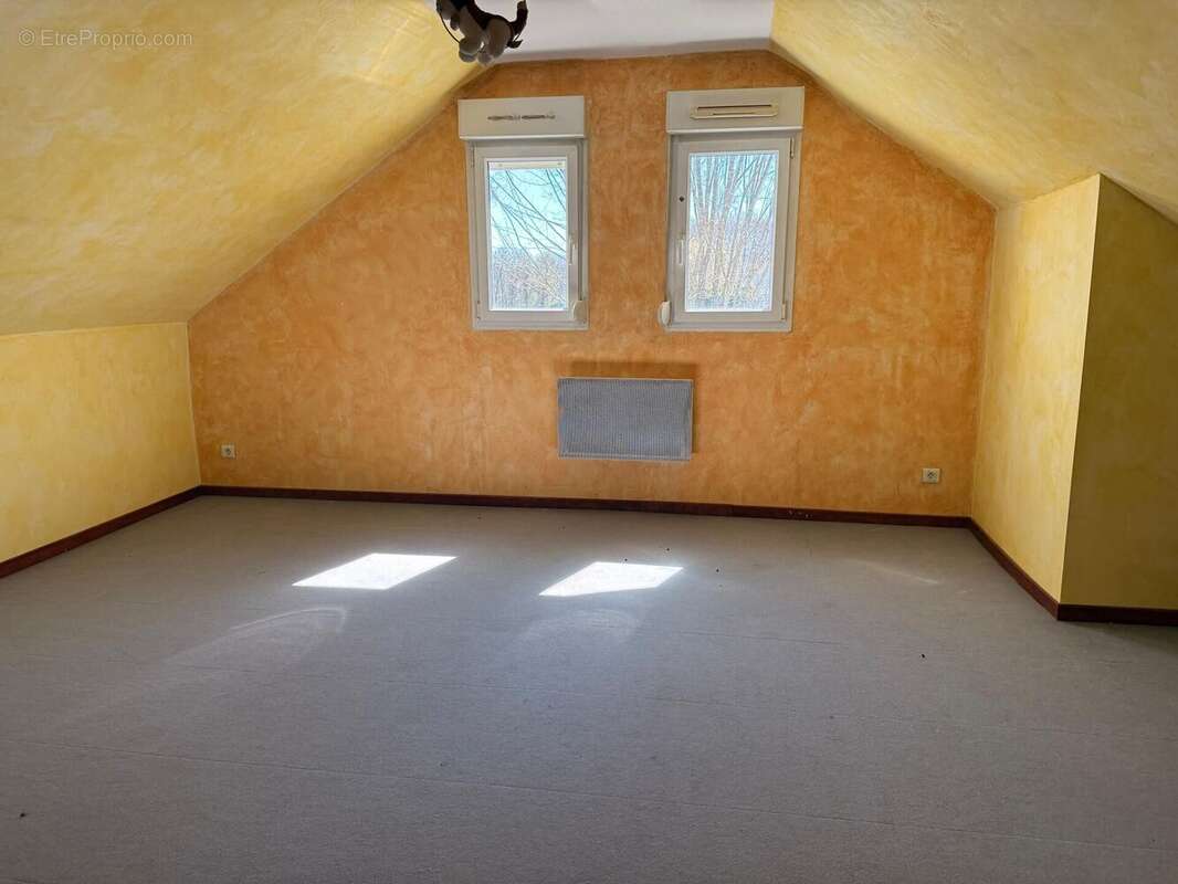 Maison 117 m² à Rioz  - photo 9