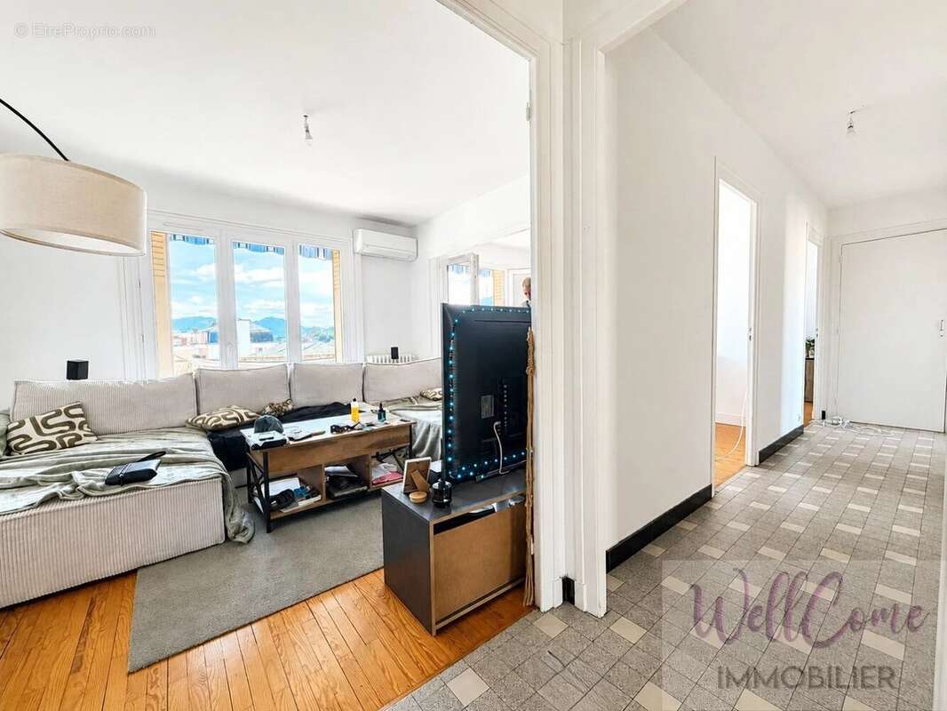 Appartement à AIX-LES-BAINS
