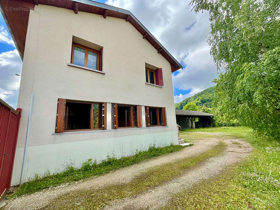 Maison à MOTTIER