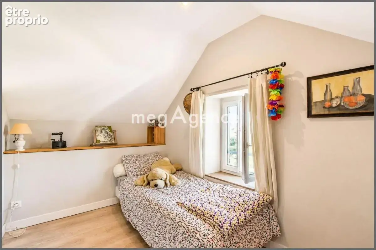 Charbonnières-les-Bains – Une demeure familiale de charme aux volumes remarquables - photo 17