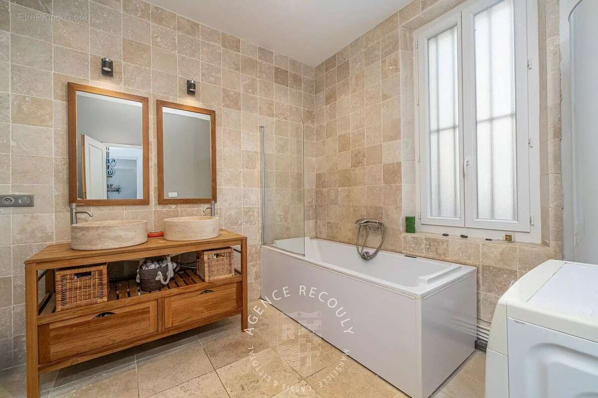 Maison à MARSEILLE-8E