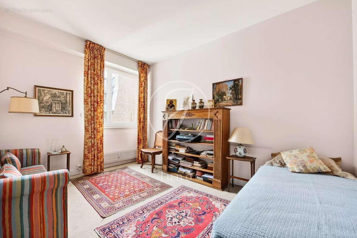 Appartement à PARIS-5E