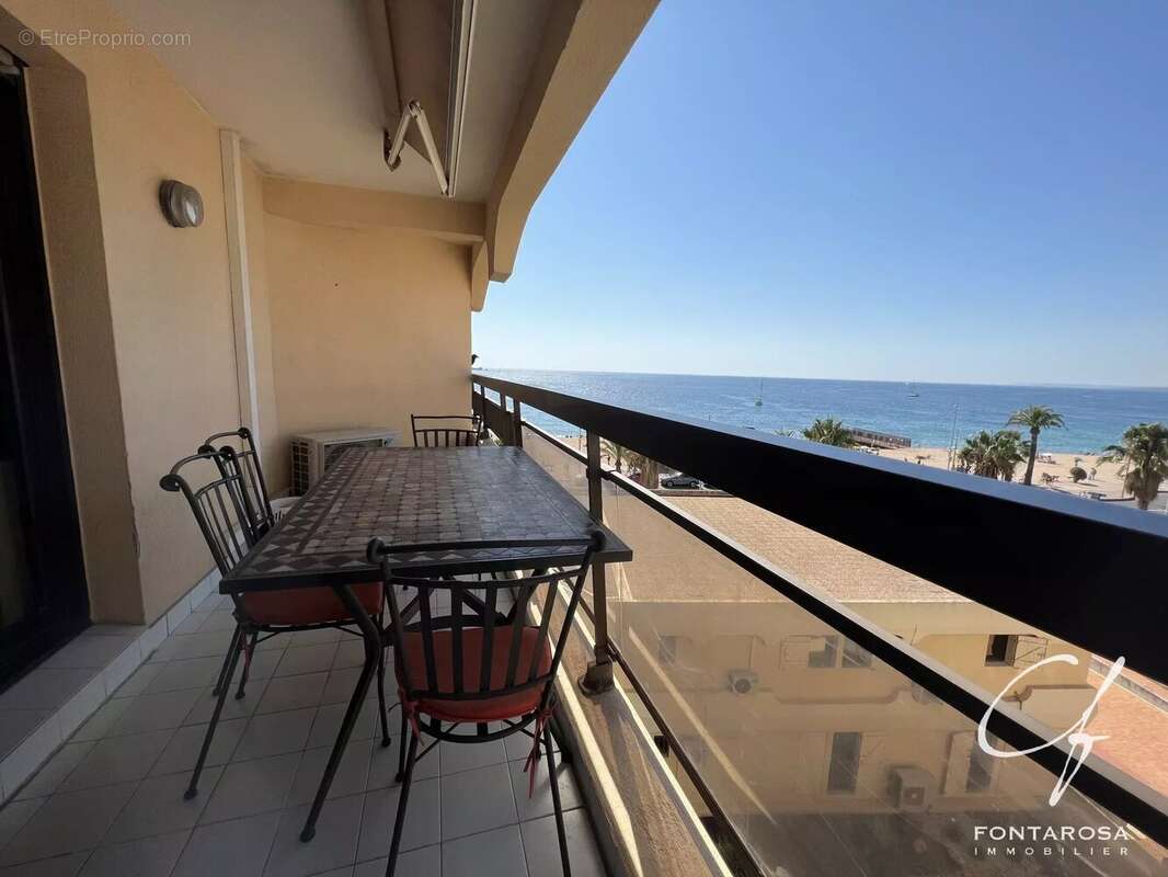 Appartement à FREJUS