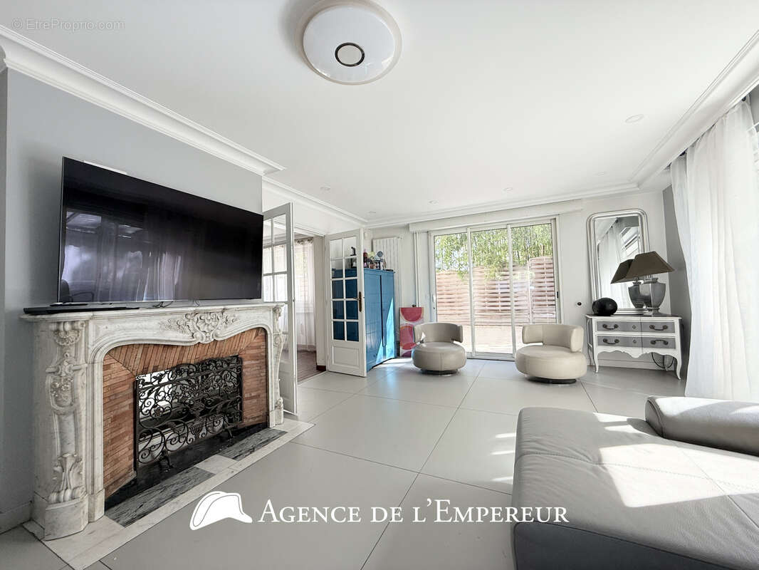 Appartement à RUEIL-MALMAISON