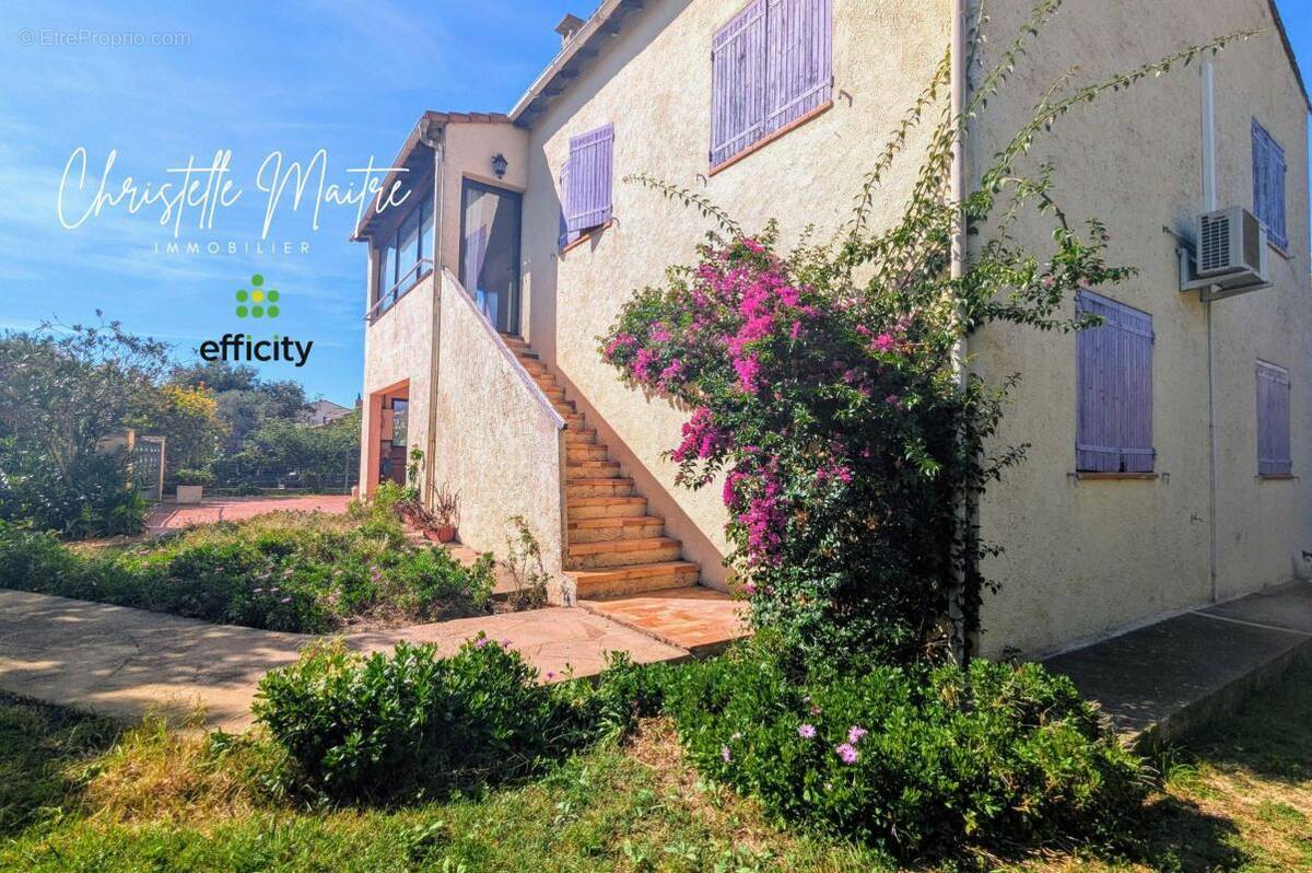 Maison à SAINT-MARTIN-DE-CRAU