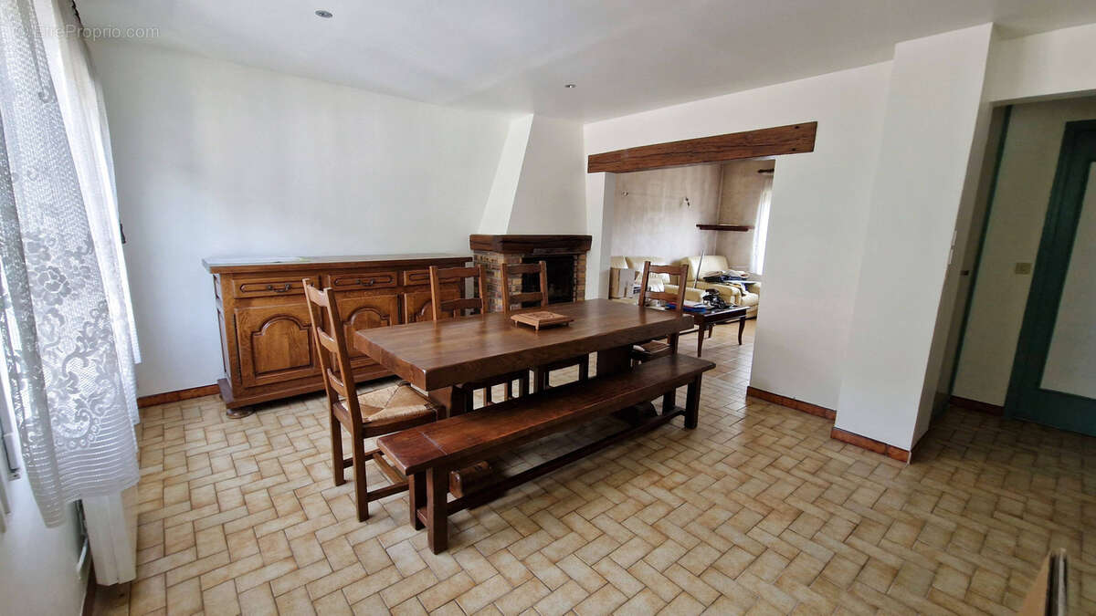 Maison à TREMBLAY-EN-FRANCE