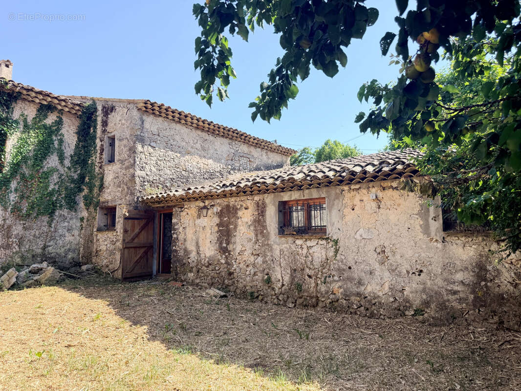 Maison à BOUYON