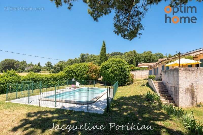 Maison à vendre 4 pièces à Villelaure avec piscine - photo 2