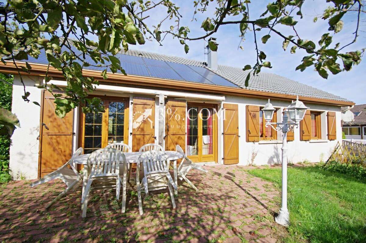 Maison à VIGNACOURT