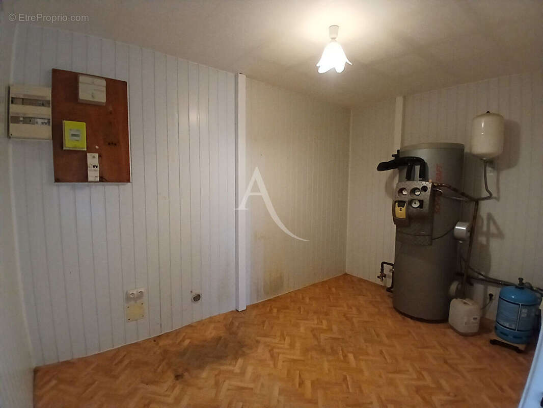 Maison à MONTPELLIER-DE-MEDILLAN