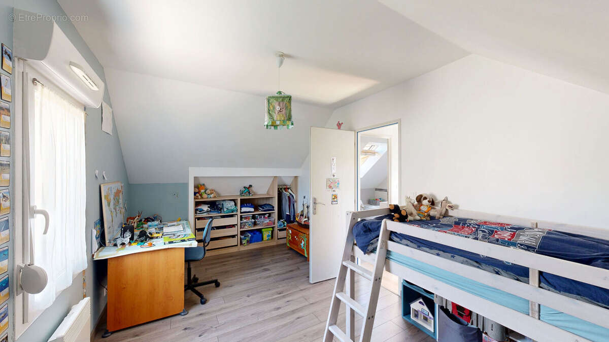 Maison à AUXON-DESSUS