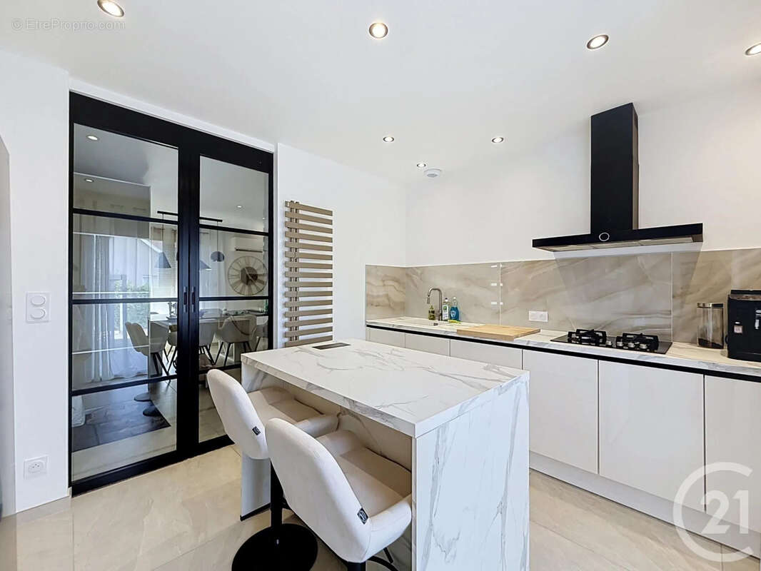 Maison 128 m² à Creney-Pres-Troyes  - photo 4