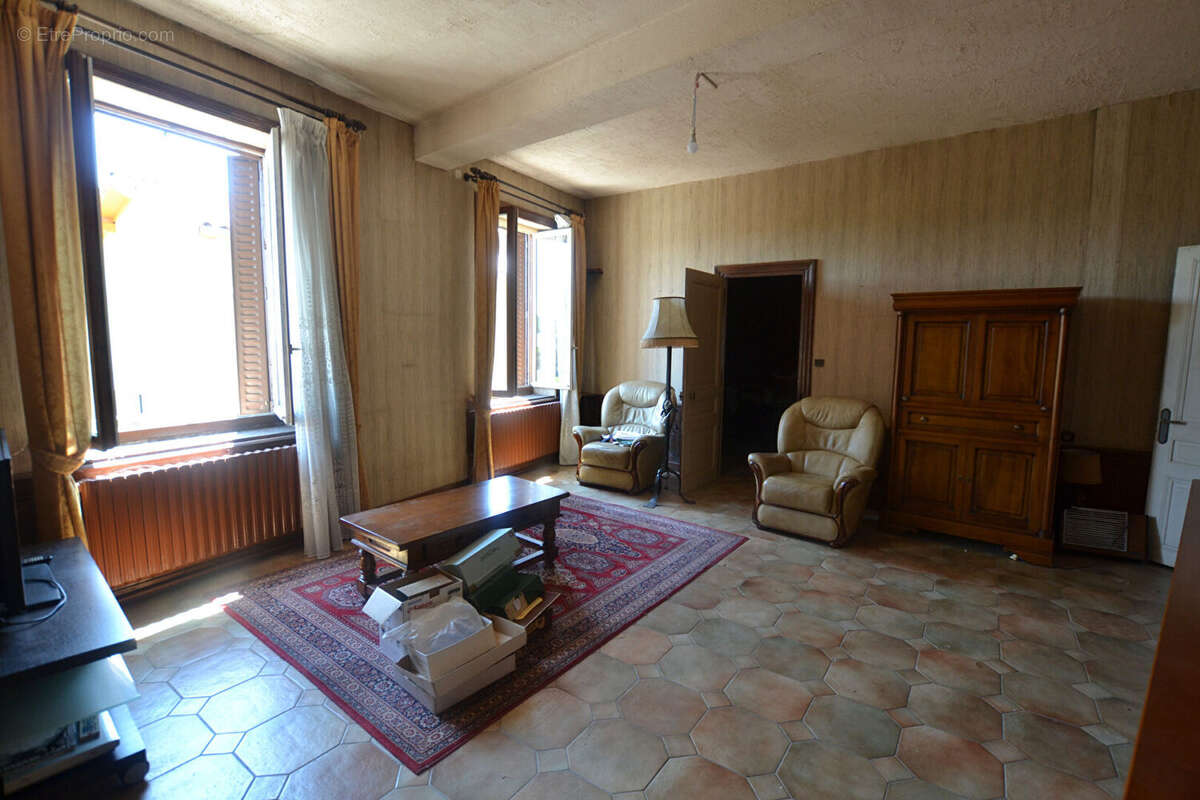 Maison à SOUCIEU-EN-JARREST