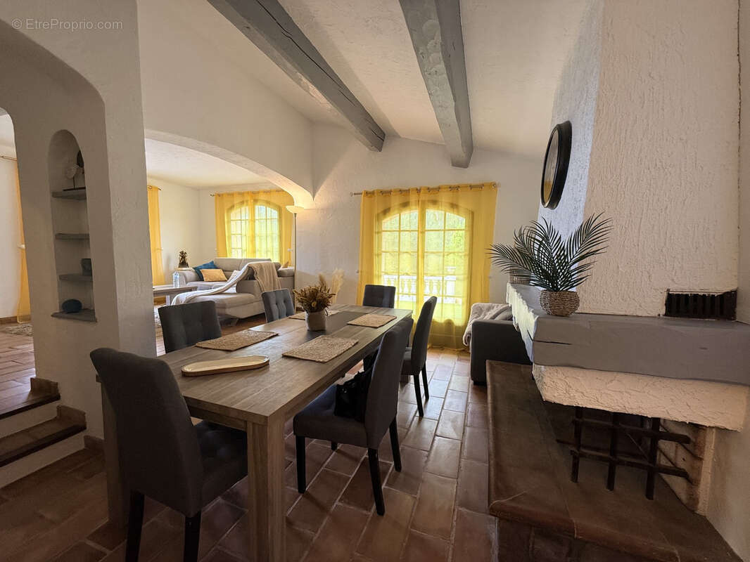 Maison à vendre 4 pièces LES ISSAMBRES (83) - photo 15