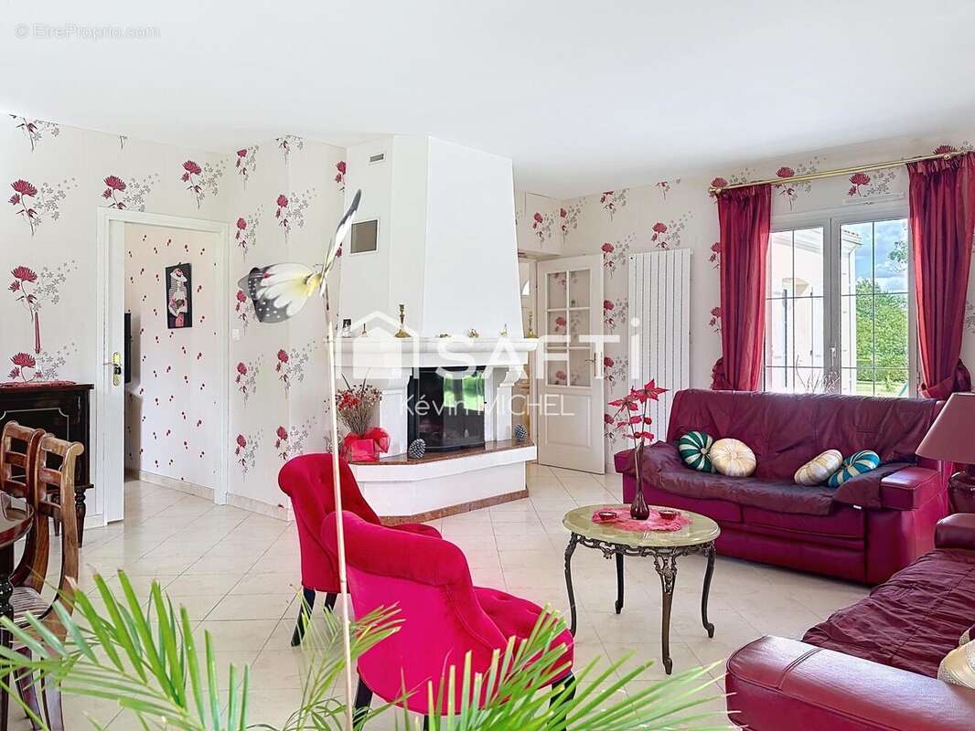 Maison 165 m² à Chirac  - photo 5