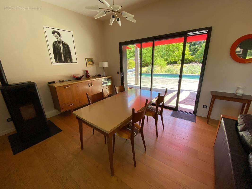 Villa COUP DE COEUR de 2015 de 130 m² avec Piscine couloir de 13x3 sur 2281 m² de Terrain divisible - photo 15
