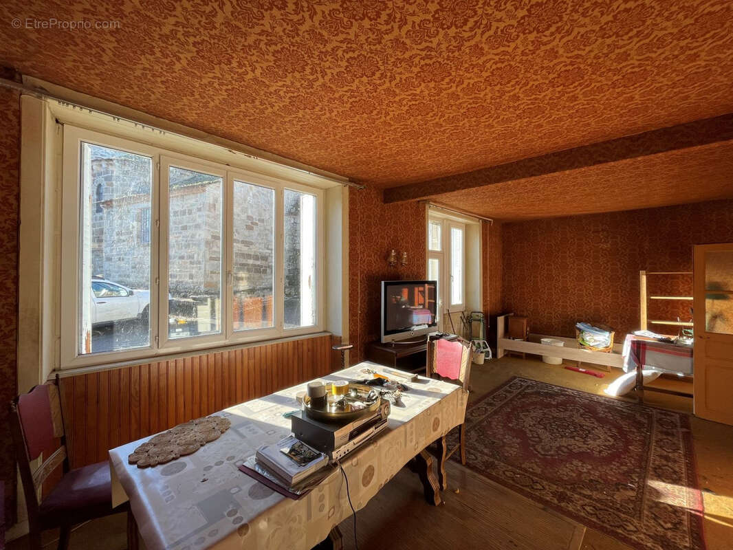 Maison à MENET