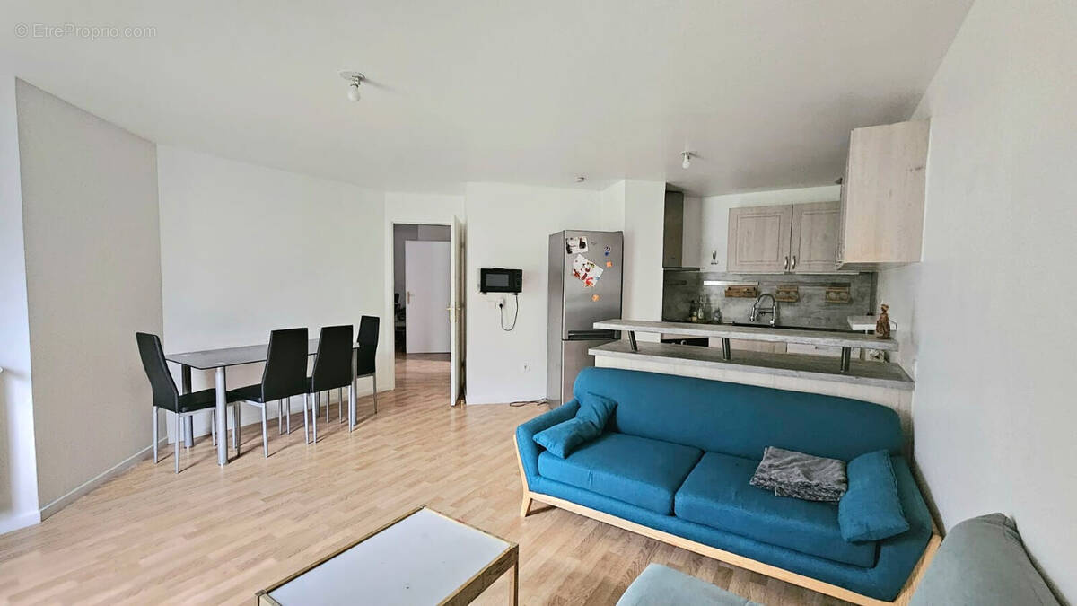 Appartement à STAINS
