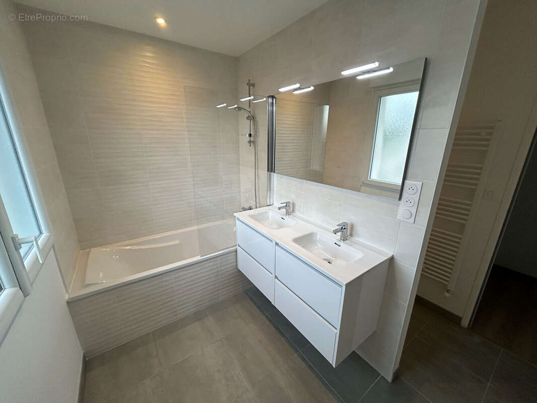 Maison à CHATEAU-GONTIER