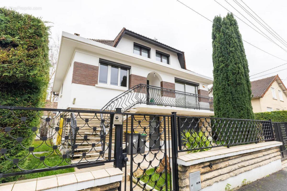 Maison à ORMESSON-SUR-MARNE