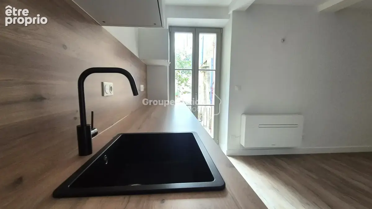 St didier appartement entierement renove avec cour - photo 3