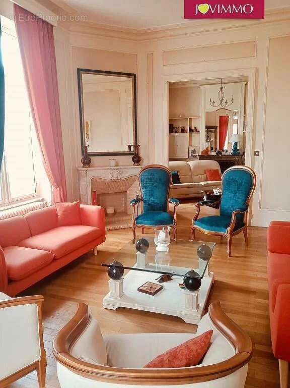 Maison à NERIS-LES-BAINS