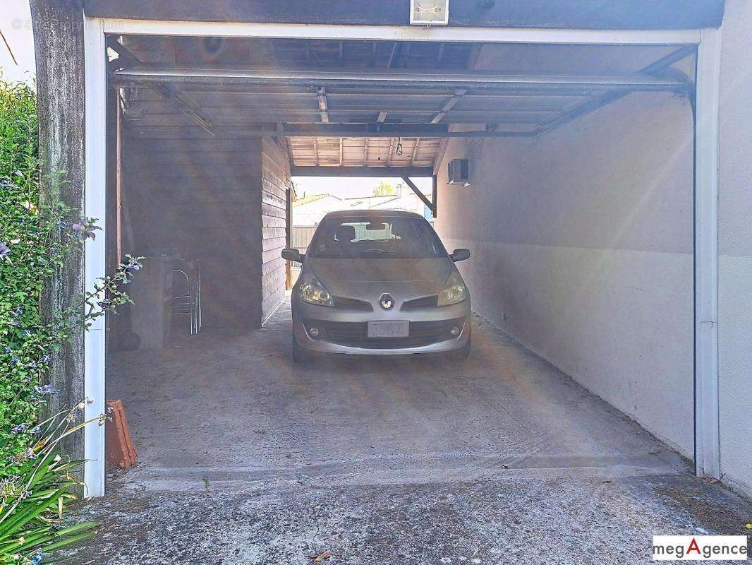 Vertou Bourg – Maison de plain-pied avec beaux volumes et 2 garages - photo 15